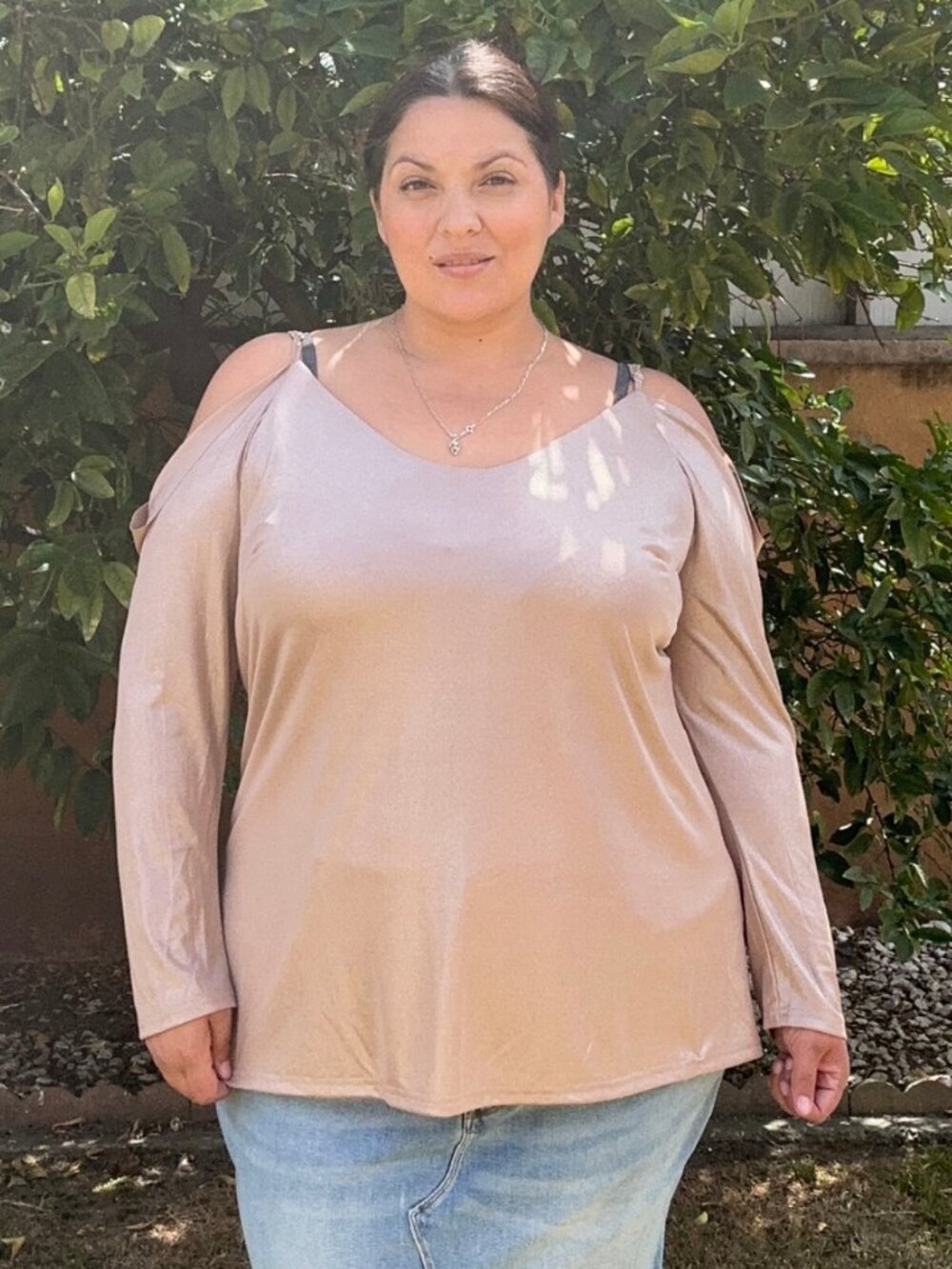City Chic Cold Shoulder Size 18